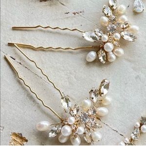 Bridal hair pieces